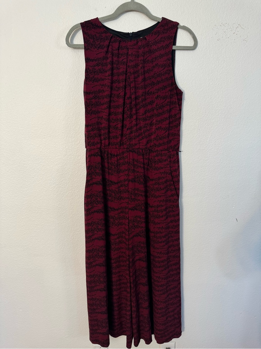 Sleeveless Burgundy Patterned Wide-Leg Jumpsuit